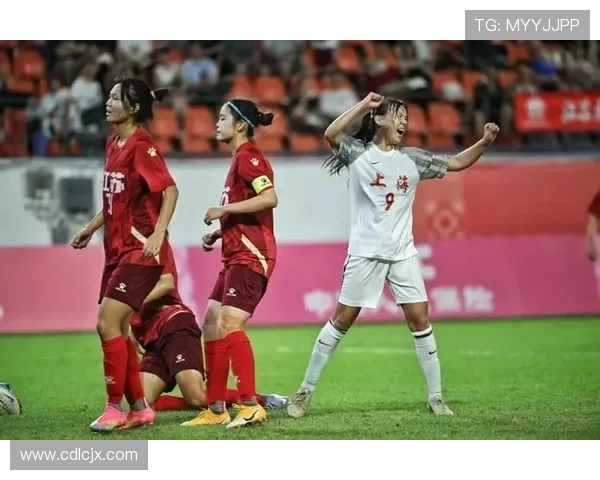 全运会观察:上海足球队心理素质在比赛中的关键表现与启示 全运会观察:上海足球队心理素质在比赛中的关键表现与启示