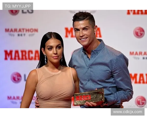 欧美足球明星求婚钻戒的奢华选择与浪漫故事揭秘